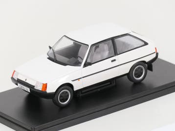 GSDCCmag 00024g1835035 1/24 1987 ZAZ 1102 *Travria*, white, Ophalen of Verzenden, Nieuw