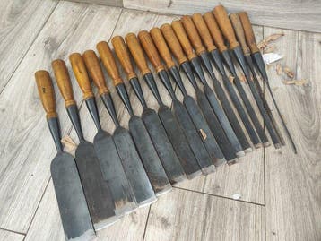 Werkgereedschap (16) Industrieel design - Een set ronde