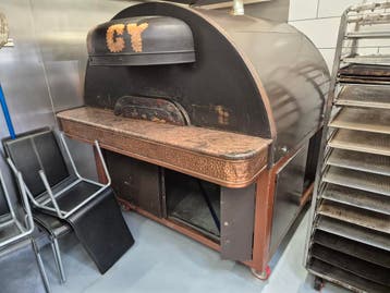 Pizzaoven Opale op onderstel in spoedveiling, Gebruikt, Ovens, Magnetrons en Steamers