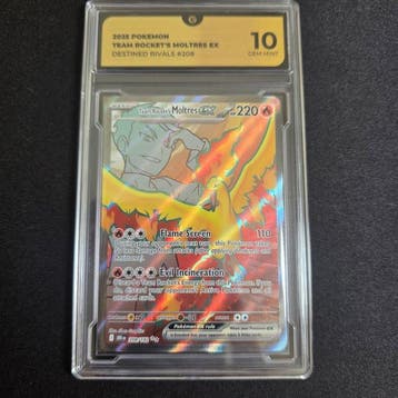 Pokémon - 1 Graded card - Team Rockets Moltres 208 Foil,, Hobby en Vrije tijd, Verzamelkaartspellen | Pokémon, Nieuw
