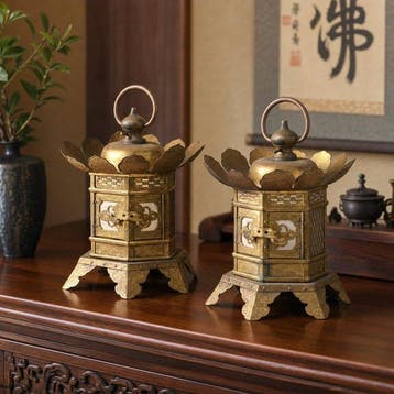 Lamp (2) - Messing - Lotus Petal Dragon Clasp