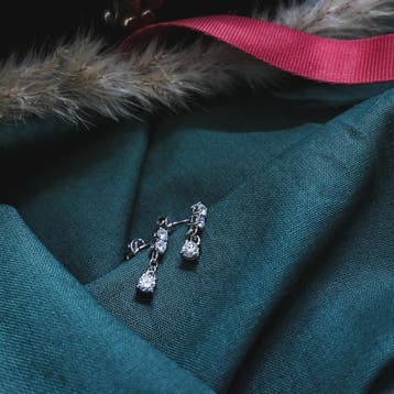 9 karaat oorstekers met diamanten 0,94 ct. (Oorbellen), Sieraden, Tassen en Uiterlijk, Oorbellen, Gebruikt, Wit, Ophalen of Verzenden