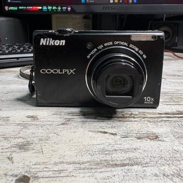 Nikon COOLPIX S6200 Digitale compact camera, Nieuw