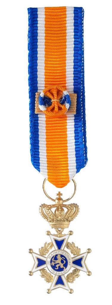 Miniatuur Oranje-Nassau Civiel Ridder Grootkruis Heren in, Postzegels en Munten, Munten | Nederland, Verzenden