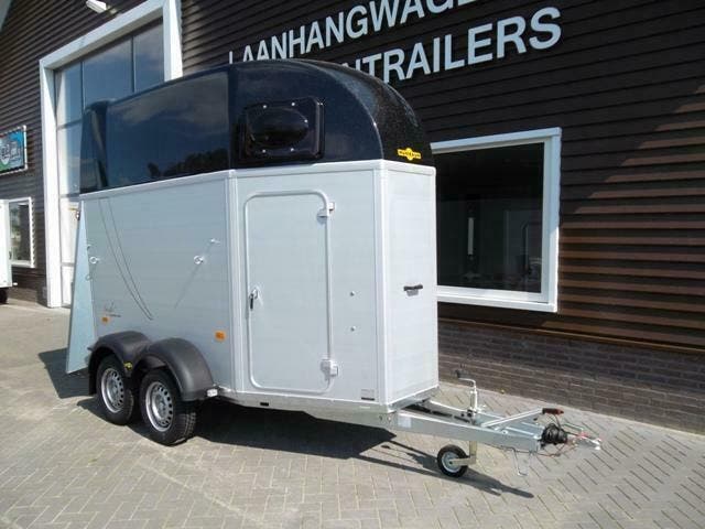 Aktieprijzen! Humbaur paardentrailers Modellen 2026!, Dieren en Toebehoren, Paarden en Pony's | Trailers en Aanhangwagens, Overige typen