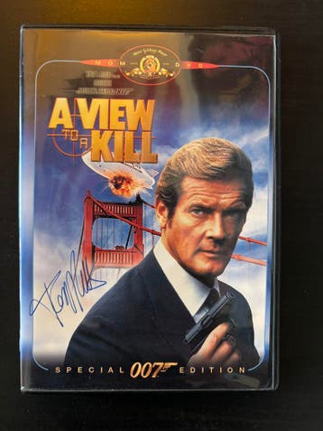 DVD James Bond - Gesigneerd door Tanya Roberts, Ophalen of Verzenden, Nieuw, Film, Overige typen