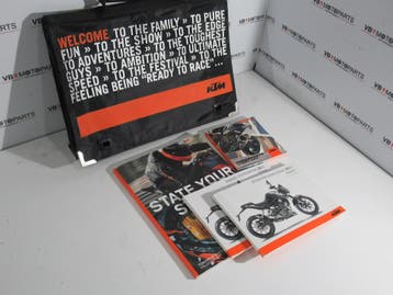 KTM 125 Duke KTM Map handleiding, Ophalen of Verzenden, Nieuw