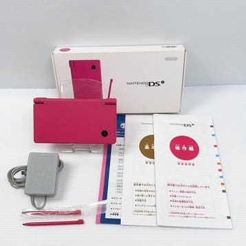 Nintendo - DSi - Nintendo DSi Pink TWL-001 Boxed Complete, Spelcomputers en Games, Nieuw