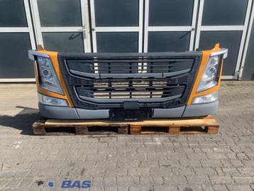 Bumper Volvo FM4 84086799, Ophalen, Gebruikt, Volvo, Carrosserie en Plaatwerk