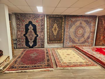 Perzisch handgeknoopt tapijt, Oosters, Vintage Tapijt, Poef, Perzisch , 200 cm of meer, Ophalen of Verzenden, Zo goed als nieuw