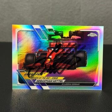 Ferrari - Sebastian Vettel - 2021 - Topps Chrome 165, Verzamelen, Nieuw