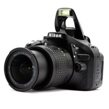 Nikon D5200 + AF-P 18-55mm F/3.5-5.6G VR DX Digitale reflex, Nieuw