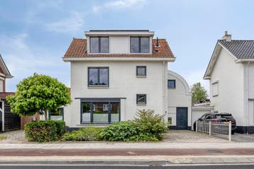 Te huur: Huis Aimé Bonnastraat in Vianen, Vianen, Utrecht