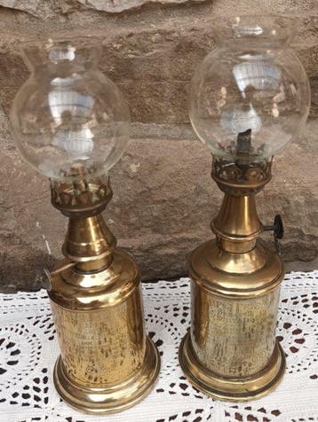 1 véritable lampe Olympe et une véritable lampe Pigeon -
