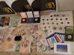Wereld. Collection of coins and banknotes (Zonder