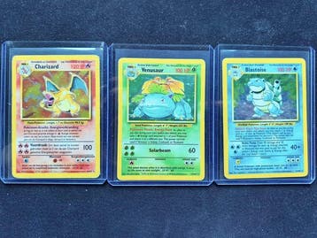 Pokémon - 3 Card - Charizard, Venusaur, Blastoise 4/102,, Nieuw