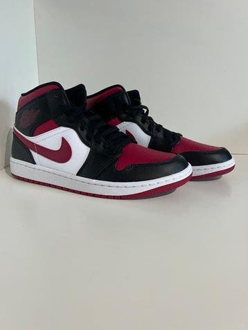 Nike - Air Jordan 1 Mid - Sneakers - Maat: EU 42.5 - Nieuw, Kleding | Heren, Schoenen, Nieuw