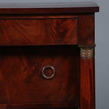 Opvallend kleine fraaie Hollandse Empire commode met 4 laden, Ophalen of Verzenden