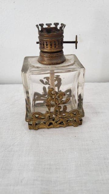Doos - olielamp