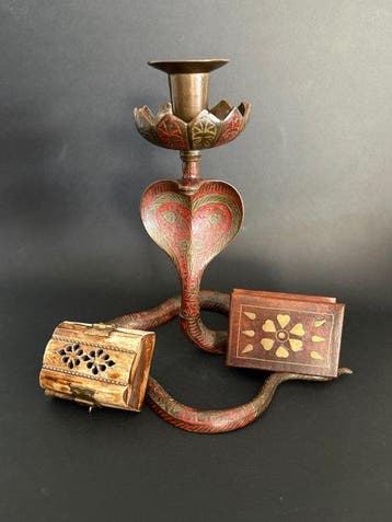 2 boîtes et 1 cobra - Taperstick (kleine blaker met een