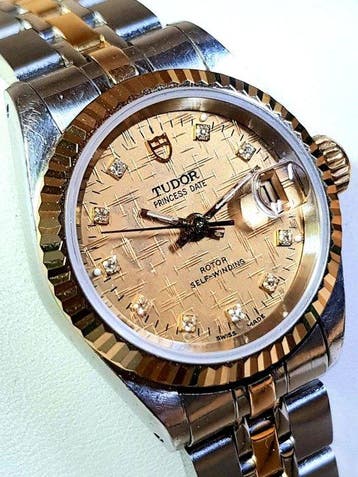 Tudor - Princess Date - GOLD DIAMOND LINEN DIAL - Zonder
