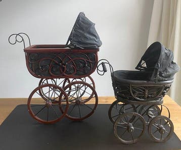 Kindermeubels (2) - Hout, IJzer - Victoriaanse stijl