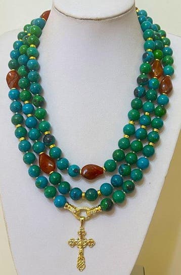 Chrysocolla (Eilatsteen) en Karneool, geslepen met het, Antiek en Kunst