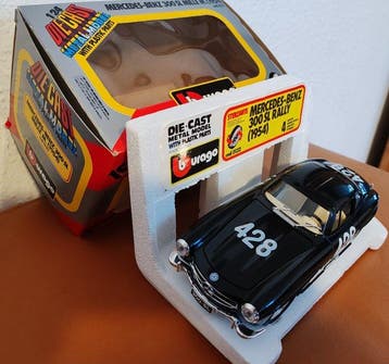 Bburago 1:24 - Modelauto - Mercedes-Benz 300 SL Mille Miglia, Nieuw
