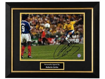 Brazil - Wereldkampioenschap Voetbal - Roberto Carlos Signed, Nieuw