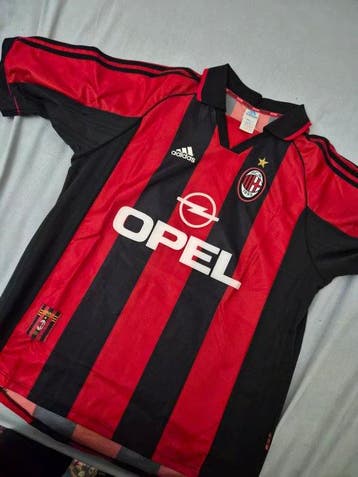 AC Milan - Italiaanse voetbal competitie - 1998 -, Nieuw