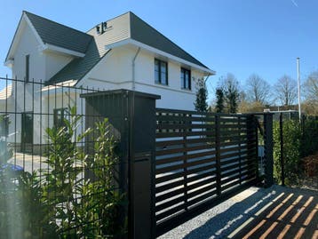 Lamellen hekwerk (Horizontaal) Poorten en hekwerk, Tuin en Terras, Met poort, Nieuw, Ophalen of Verzenden, Sierhekwerk