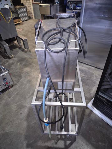 Online veiling Table top geleispuitmachine, Gebruikt, Bakkerij en Slagerij