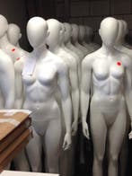 Faceless etalagepoppen van merk gruppo corso SLECHTS 1 X