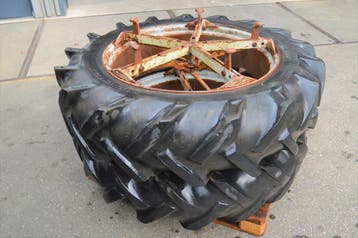 Dubbellucht 13.6R38 5 ster Molcon, Ophalen