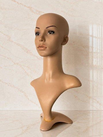 Mannequin - Iconic 1970s–80s Female Mannequin Bust – Extra