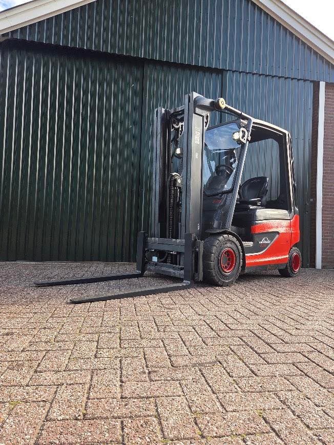 Linde E25 Elektrische Heftruck BJ 2019 Triplex 2312 uur!, Zakelijke goederen, Machines en Bouw | Heftrucks en Intern transport