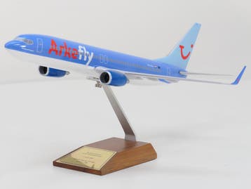 Schaal 1:100 ArkeFly TUI Boeing 737-800 Ferdinand Franse..., Hobby en Vrije tijd, Ophalen of Verzenden, Gebruikt, Overige merken