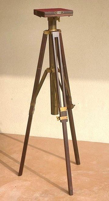 Graflex USA Crown Compact Stand with tilting top plate for, Nieuw