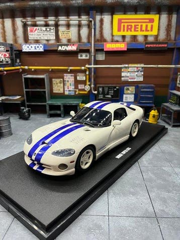 GT Spirit 1:18 - Modelauto - Dodge Viper GTS 1996, Hobby en Vrije tijd, Modelauto's | 1:5 tot 1:12, Nieuw