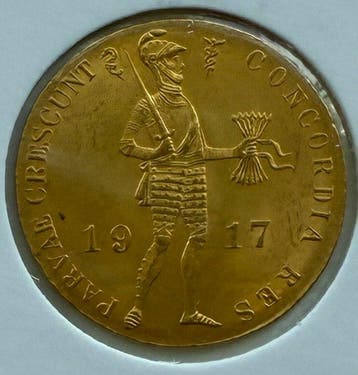 Nederland, Koninkrijk. Wilhelmina. Gouden Enkele Dukaat 1917, Postzegels en Munten