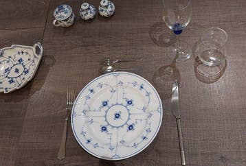 Royal Copenhagen - Arnold Krog - Bord - Blue Fluted Plain -, Antiek en Kunst