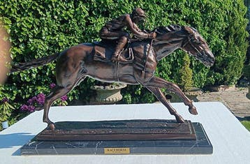 sculptuur, Race Horse by Arnadia. - 41 cm - marmer brons