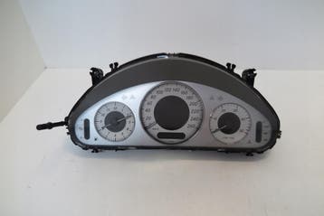 Mercedes W211 teller Europa A2115405747, Verzenden, Gebruikt