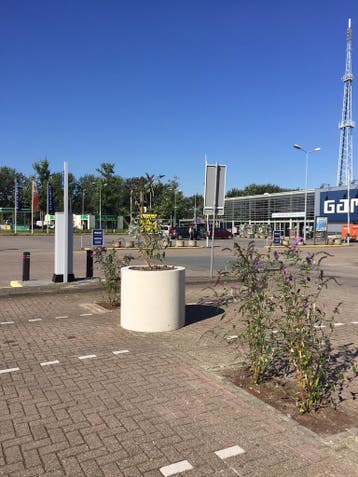 Grote bedrijfsruimte  32 m2 in Adam te huur voor 745,- euro, Zakelijke goederen, Huur, Kantoorruimte