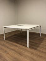 Gebruikte vergadertafel Markant | 160x160cm, Nieuw in verpakking
