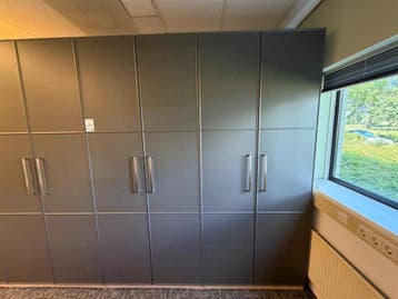 Online veiling: Kantoorkasten, 2-deurs (2 stuks), Nieuw