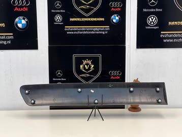 Peugeot Partner sierlijst achterscherm links 2018 9681645077, Gebruikt, Achter, Peugeot