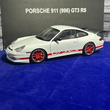 Autoart 1:18 - Modelauto - AUTOart Racing Division 1:18, Nieuw
