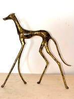 Abdoulaye Derme - sculptuur, Lévrier stylisé en bronze - 35