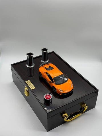 1:24 - Model sportwagen - Lamborghini Huracan Pure Sound, Hobby en Vrije tijd, Nieuw